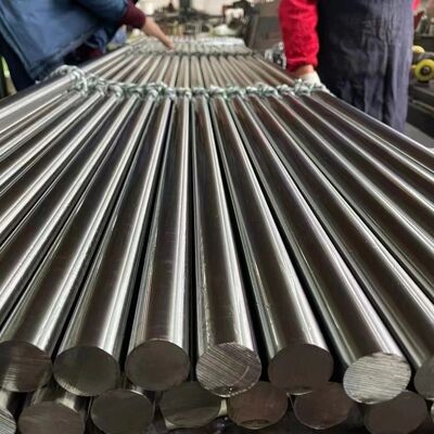 Осадковое закаливание круглого ствола из нержавеющей стали 15-5PH UNS S15500 AMS5659 Стальной стержень растворная обработка