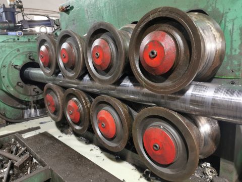 34CrNiMo6 Стерженный Сплав Стального Круглого Стержня Нормализованный Гнойный DIN 1.6582 OD 25mm 4